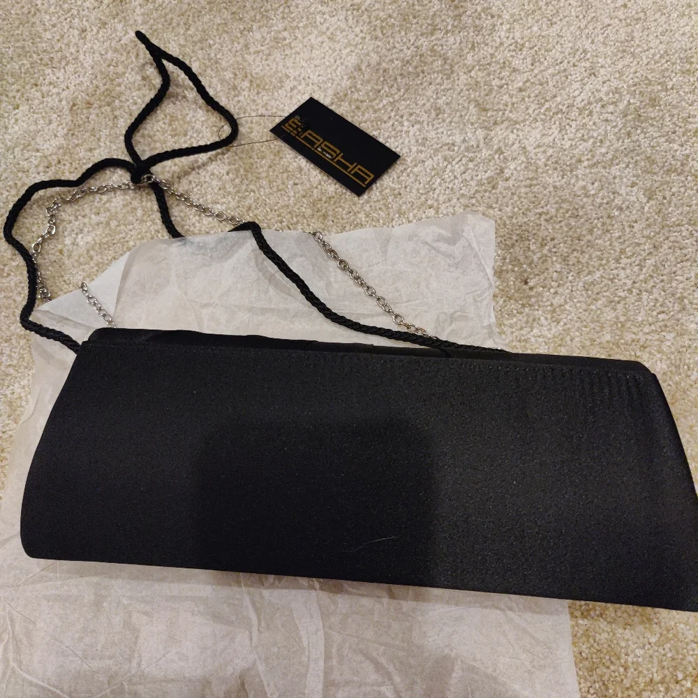 NWT Sasha Black Clutch with Peacock Design - Picture 5 of 8